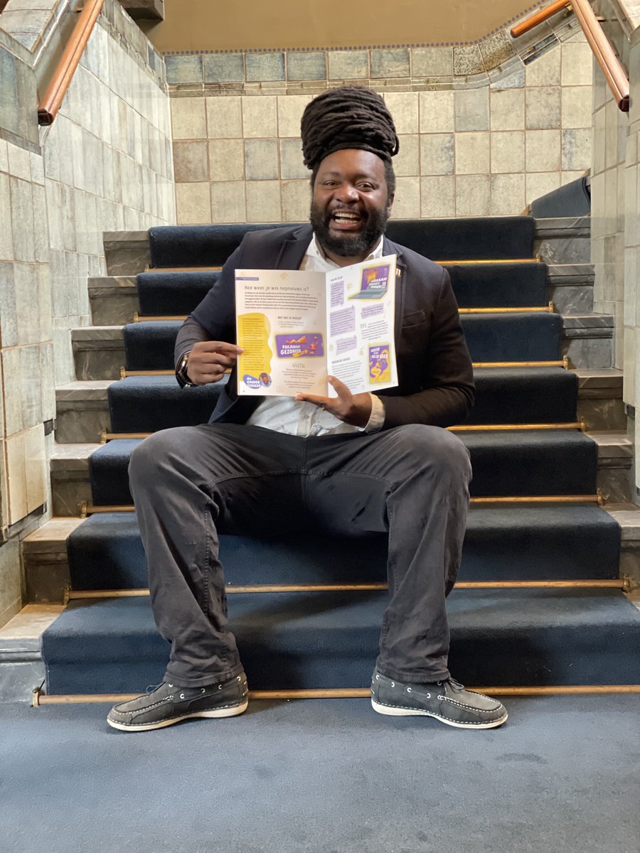 Mediawetenschapper <a href="/bruce_mutsvairo/">Bruce Mutsvairo</a> wil graag weten hoe nieuwsberichten bepalen wat de inwoners en leiders van een land denken, voelen en doen. In Zoek het uit! (umu.nl/zoekhetuit/) onderzoeken kinderen o.a. waar je op kunt letten om te voorkomen dat je in nepnieuws trapt!