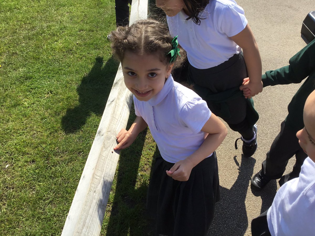 Today we went on our Spring walk in Science. We were looking for signs of Spring💐🐣