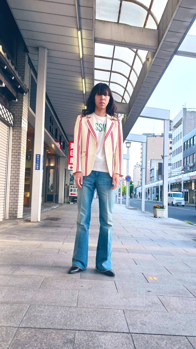 harauru's tweet image. #TxVxG #thevintagegarden #getbacksessions #rooftopconcert #GetBack #bassman #TheBeatles 

instagram.com/p/CrLaLDpPzQd/…