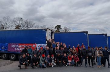 acv_csc_europe's tweet photo. 📢#International & #European #solidarity with the #strike #action in #Gräfenhausen🇩🇪🇪🇺 - today unionists ao from 🇫🇷🇱🇺🇧🇪 came, listened to the #testimonies on dramatic #working conditions & joined the calls on @EU_Commission ea for most urgent change! #Stopsocialdumping #respect👇 https://t.co/FVZgFHJIYE