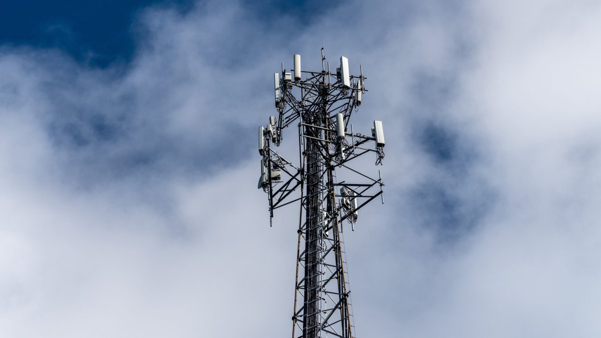 opensignal's tweet photo. In case you missed it, we recently published our first report on fixed #Broadband experience in Canada! Catch up on the highlights with @nida_zafar's story in @MobileSyrup: https://t.co/Hw67PlLK0T 
 #BroadbandExperience https://t.co/o4fwNCub8Z