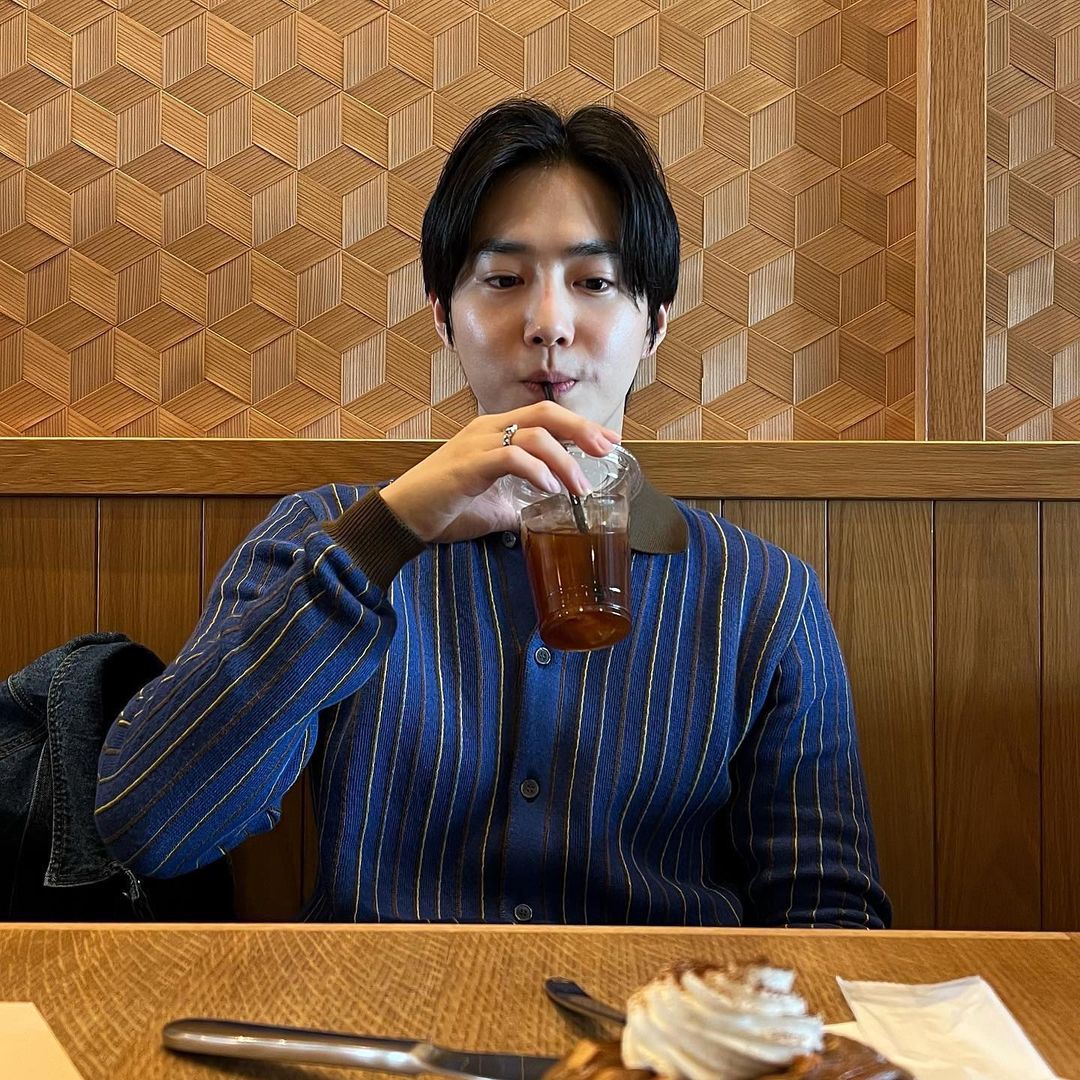 bluerabbit_522's tweet photo. ⠀⠀
230418

kimjuncotton 
Instagram

부럽다 진구야

#수호 #준면 #SUHO #JUNMYEON
ㅤ https://t.co/b6X2WLyPzH