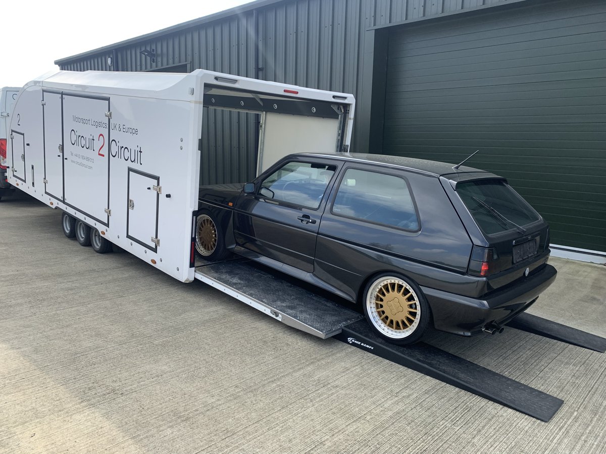 Circuit2Circuit's tweet image. Today we collected an immaculate and rare 1989 Golf Rallye.  It is a fantastic example that starts on the button.  We put the car straight into long-term storage with @SilverstoneCRCS 
#CoveredCarTransport #LongTermStorage #ClassicCarStorage #ClassicCarTransport #GolfRallye