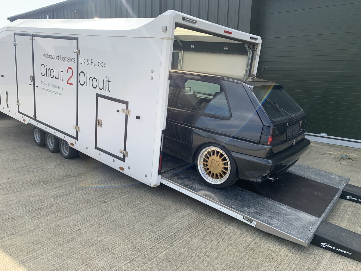 Circuit2Circuit's tweet image. Today we collected an immaculate and rare 1989 Golf Rallye.  It is a fantastic example that starts on the button.  We put the car straight into long-term storage with @SilverstoneCRCS 
#CoveredCarTransport #LongTermStorage #ClassicCarStorage #ClassicCarTransport #GolfRallye