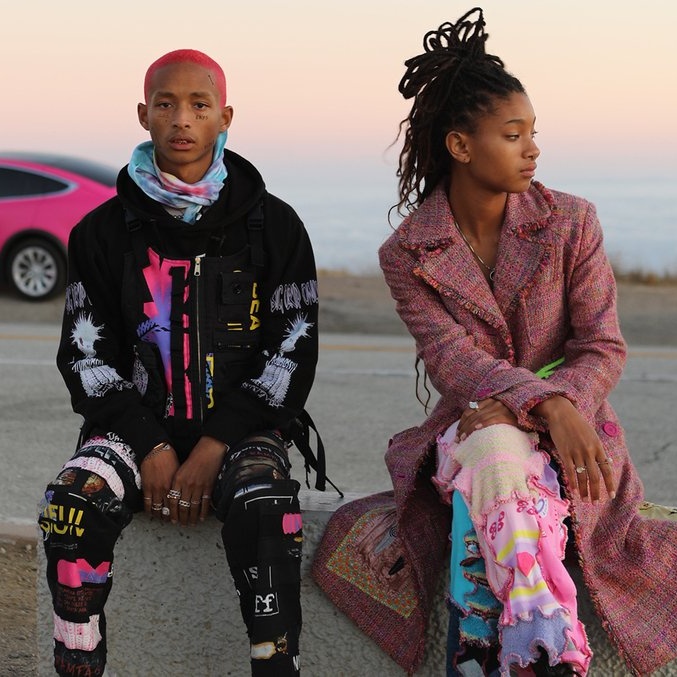 willowsmithbrs's tweet photo. Eles sabem que fizeram história! Seguido da perfomance de WILLOW com o Jaden no Coachella, “Summertime In Paris” recebeu pouco mais de 100 MIL streams no Spotify nas últimas horas. 💓 https://t.co/zc3bRw4Man