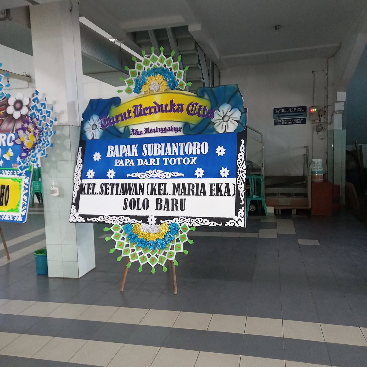 BungaPemalang's tweet photo. KARANGAN BUNGA PEMALANG ☎️:082136130895 MURAH &amp;TERPERCAYA AREA PENGIRIMAN 👇👇👇👇👇 #PEMALANG #TAMAN #PETARUKAN #COMAL https://t.co/kFogaUnJpq  https://t.co/nkqkGWcoFl https://t.co/T9KCgOTNz1 https://t.co/maD3DImNac https://t.co/9eNlRUm3I0 https://t.co/i8VSG7sET2