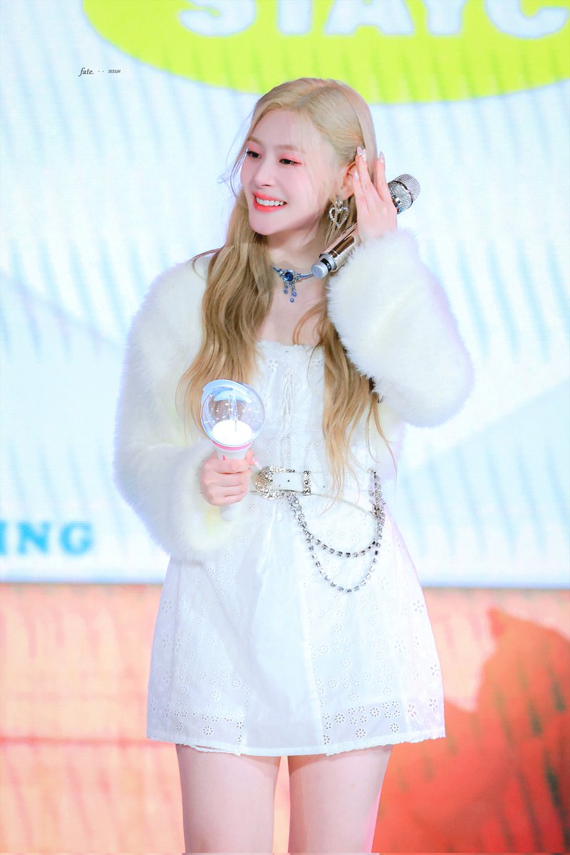 세은.

221009 #스테이씨 #STAYC #세은 #SEEUN