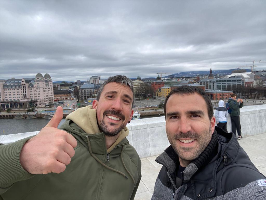 Artxandape's tweet photo. 🌏🇳🇴 #Norvegian, Just Action ekimenarekin! Beste herrialde batzuetako irakasleekin batera baliabidez hornitzen gara krisi klimatikoari hezkuntzatik erantzuteko. https://t.co/RXQUuhNdUB