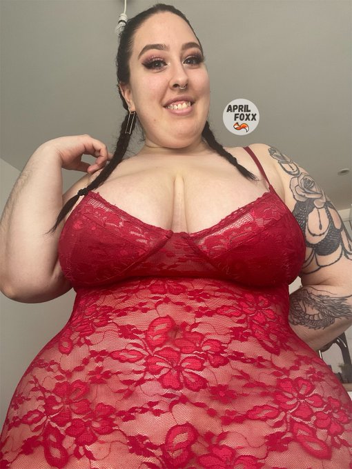 Am I your dream girl? Yes or yes? ? https://t.co/f4vzDLnCbd