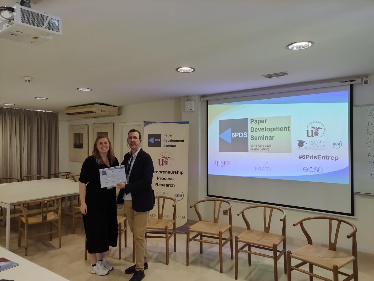 PdsEntrep's tweet photo. The Runners Up for the 6PDS Best Paper Award in #6PdsEntrep are the works by Doaa Althalathini and Hayfaa Tlaiss; Maud van Merrienboer and Wouter Stam; Frederic-Alexander Starmann, Slawa Tomin, Sylvia Hubner Congrats¡¡¡ 🙌🙌🙌🙌 https://t.co/FQjjyBwrpG