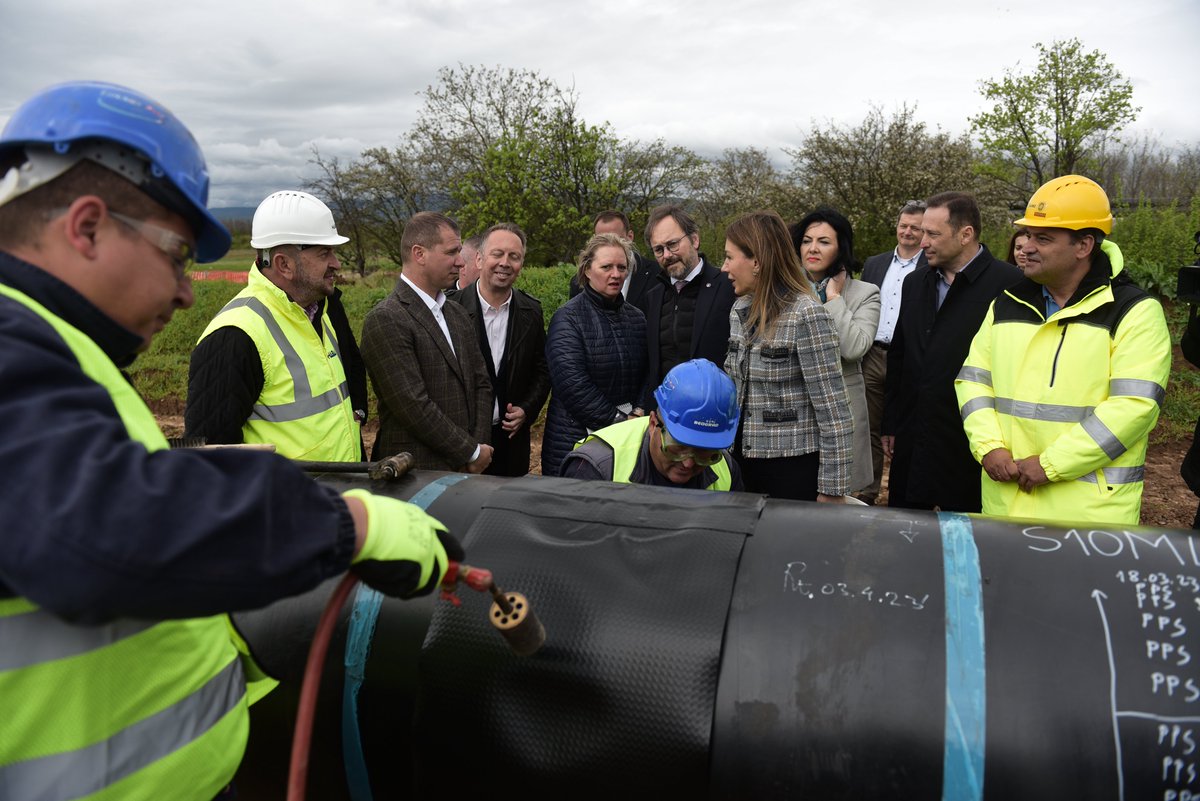 EU info point Niš tweet media