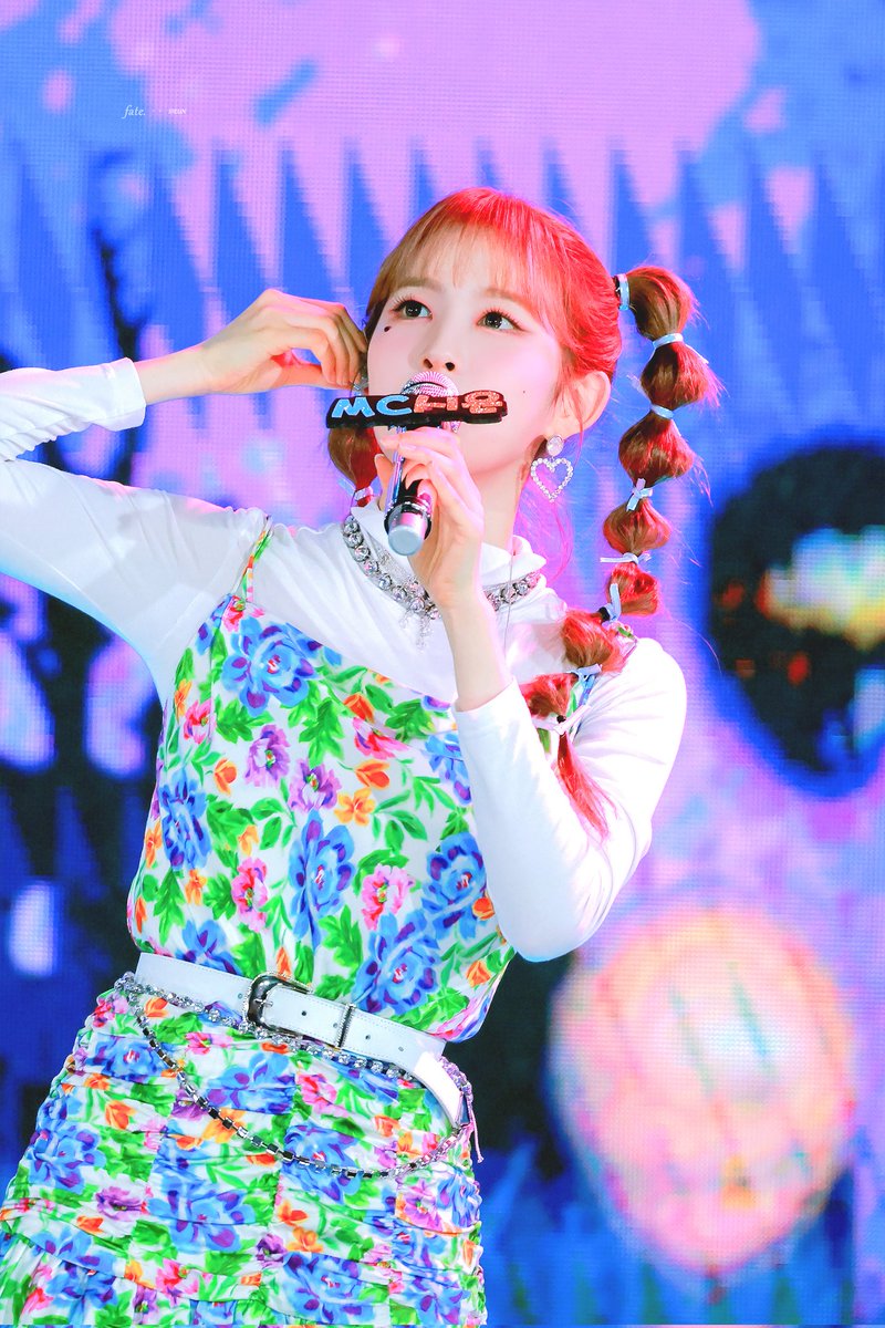 시은.

221009 #스테이씨 #STAYC #시은 #SIEUN