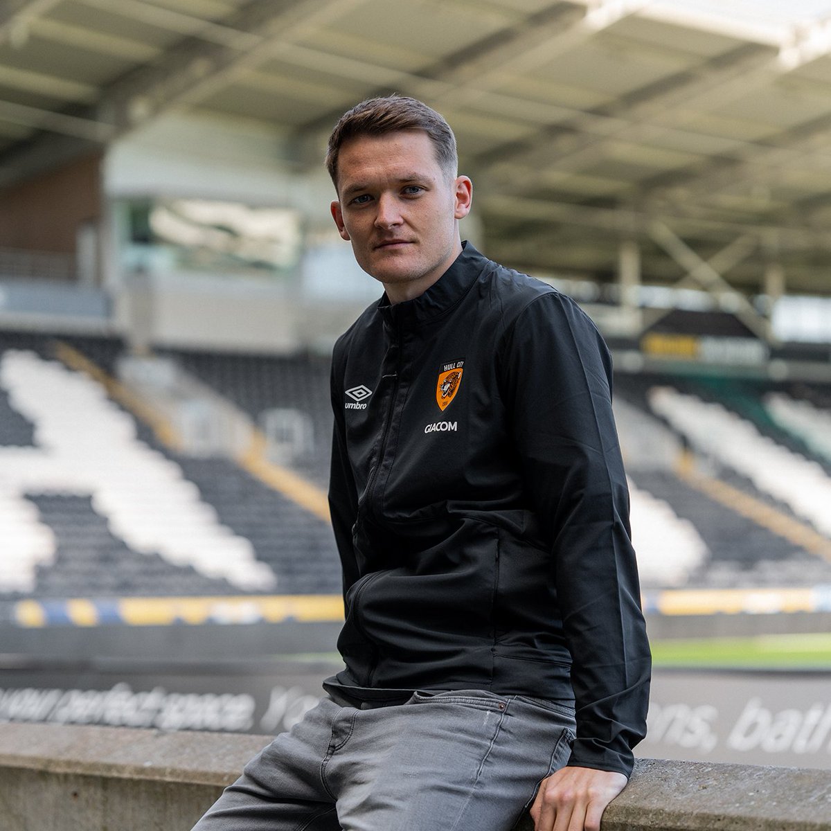 HullCity's tweet photo. 🇮🇪2⃣0⃣2⃣6⃣🇮🇪

#hcafc https://t.co/e1chz5qORd