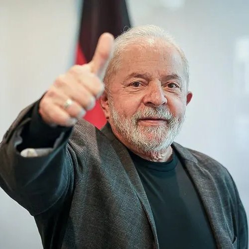 centralreality's tweet photo. 🚨O BEM VENCEU! O Presidente Lula assina hoje o projeto que garante o pagamento do piso salarial para a enfermagem. https://t.co/wXHkV7eBJ4