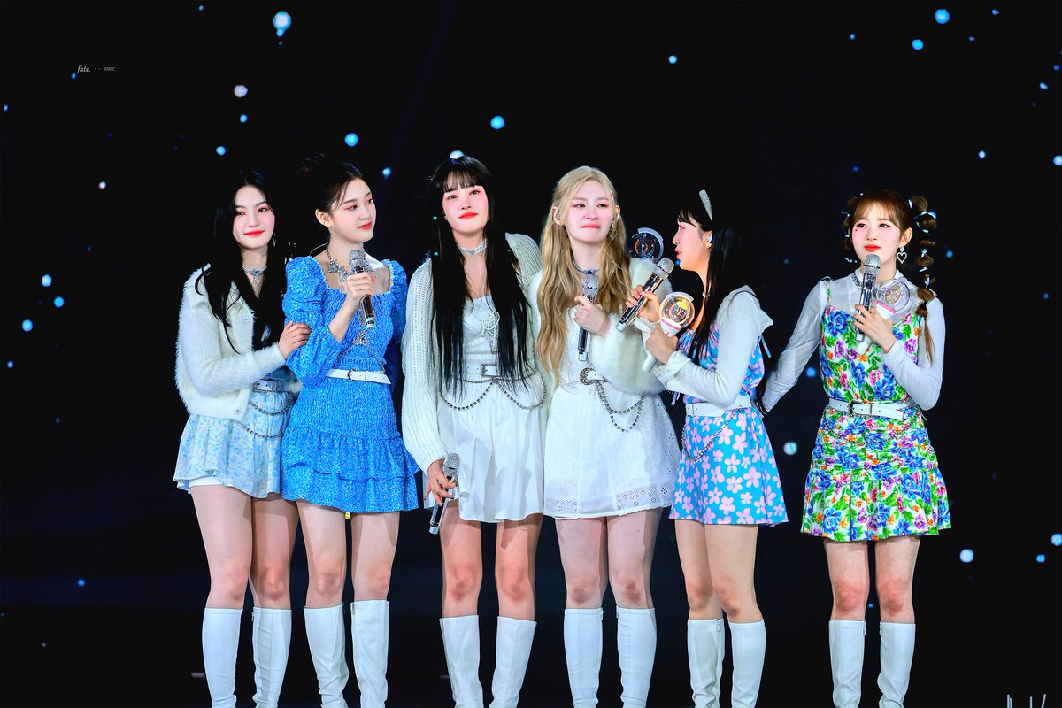 스테이씨.

221009 #스테이씨 #STAYC
#수민 #SUMIN #시은 #SIEUN #아이사 #ISA #세은 #SEEUN #윤 #YOON #재이 #J