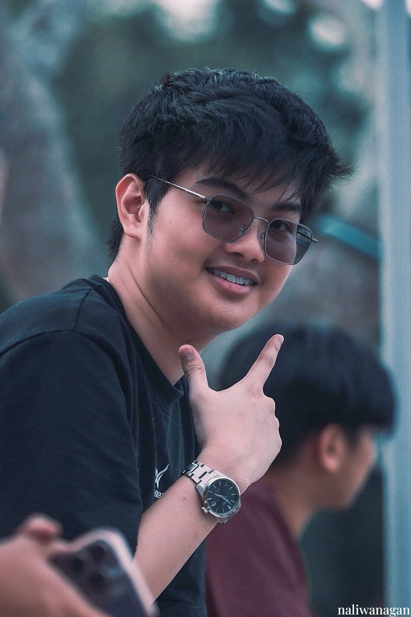 daneriejamess's tweet photo. 🤔 https://t.co/hYAKl7ryZA
