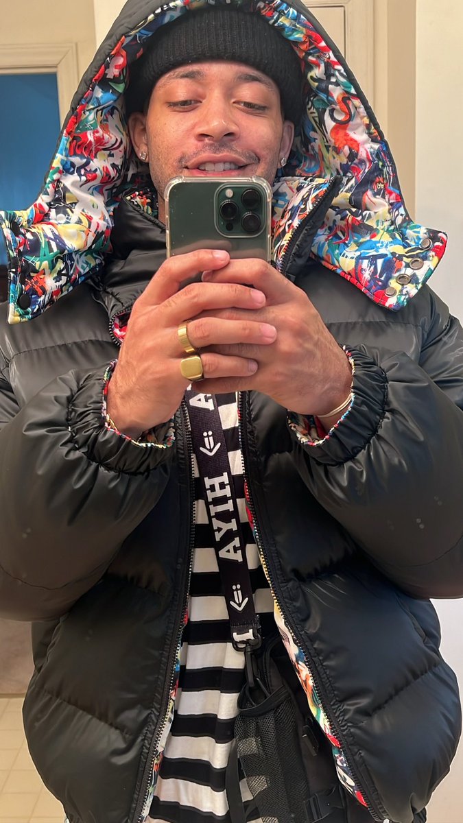 easymoneyjasper's tweet photo. art thread 🔥 reply with pics of you &amp; your work https://t.co/ivUzpNcwI4