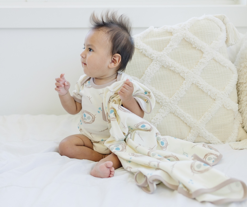 The bodysuit + blanket combo is unbeatable. 😆

catanddogma.com/product/quail-…