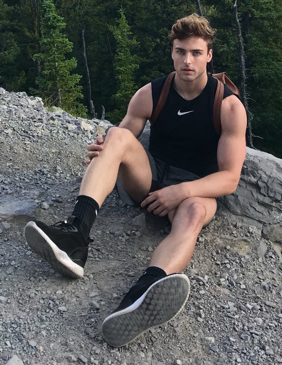 kevv_charles's tweet photo. Sweaty 🥵🥰 https://t.co/N4CD0uwYXP