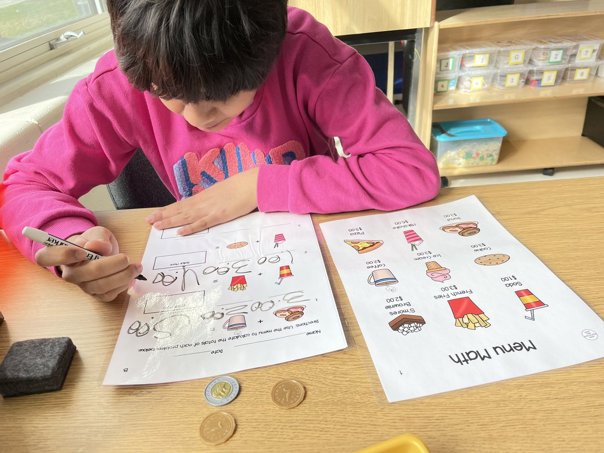 MsWillettR's tweet image. I truly challenged our #OakCreekAces friend today w/ some challenging #MoneyMath. There was lots of prompting, but she did it! Always #PresumeCompetence! #OCproud #SpecialEducation #SeeTheAbility @oakwrdsb @wrdsb