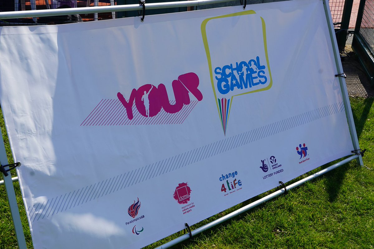 BromsSchool's tweet photo. Bromsgrove School is delighted to host the Spring School Games Festival. We hope everyone is enjoying the fun atmosphere on such a lovely spring day. @ActiveHW #WorcsSchoolGames #BromsEvents https://t.co/L80zL95bz7