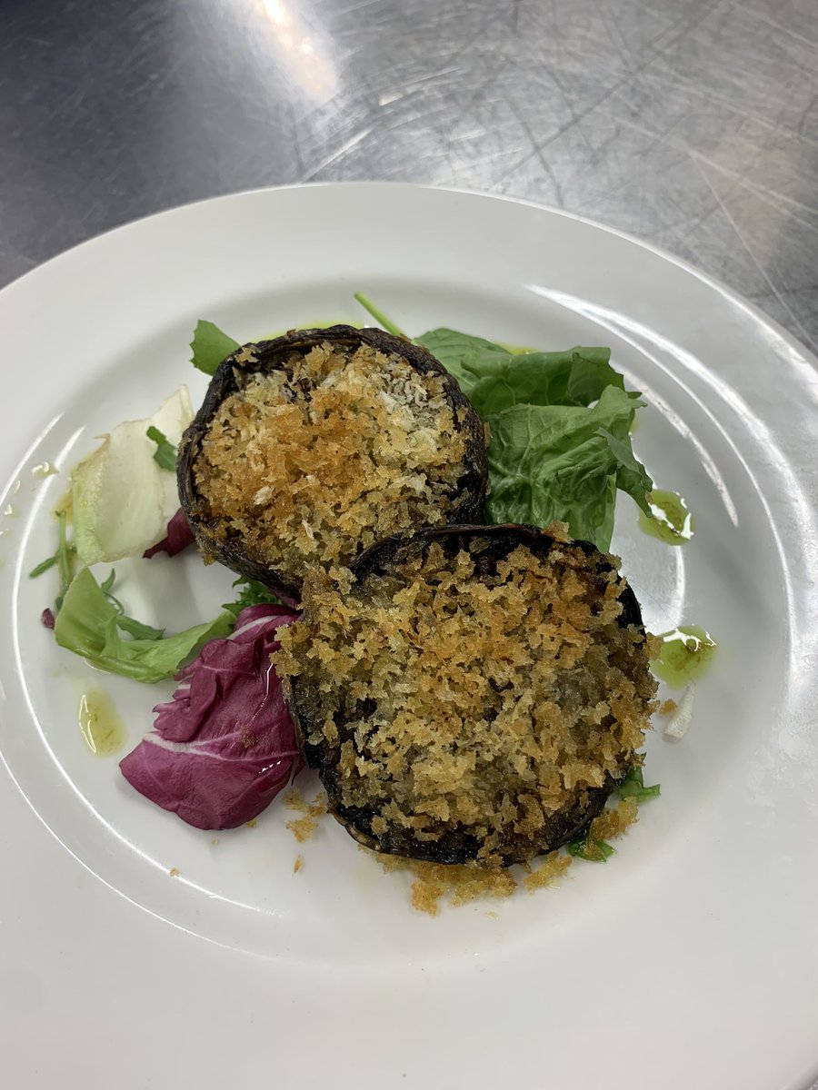 BCityRestaurant's tweet photo. Come and support our assessments your booking will help give students the opportunity to complete their course. Call 01173122712 to book in. https://t.co/gbM3ujyBLv