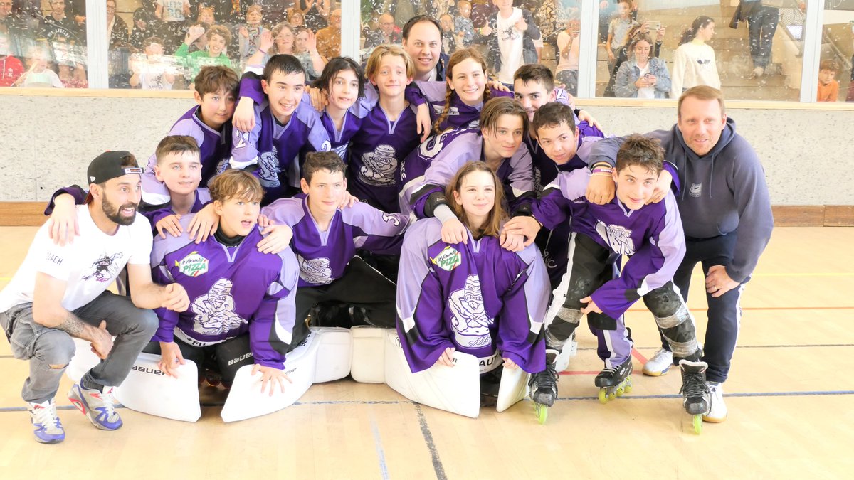 maohispessac's tweet photo. 🎼On est en 1/2, on est en 1/2, on est, on est, on est en 1/2 !🎼 #Roller #Hockey #U15 #Pessac #GoMaohis #Playoffs https://t.co/TBepwfScVh