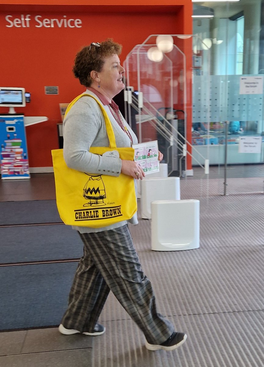 southendlibrary's tweet photo. 🥜 We think you'll go nuts for our new #Peanuts collection! Head to The Forum shop for cards, tote bags, pencil cases and coaster sets featuring Charlie, Snoopy and the rest of the much-loved gang! #ForumSouthend #LibraryShop #NewStock https://t.co/Ejsy9Z02HG