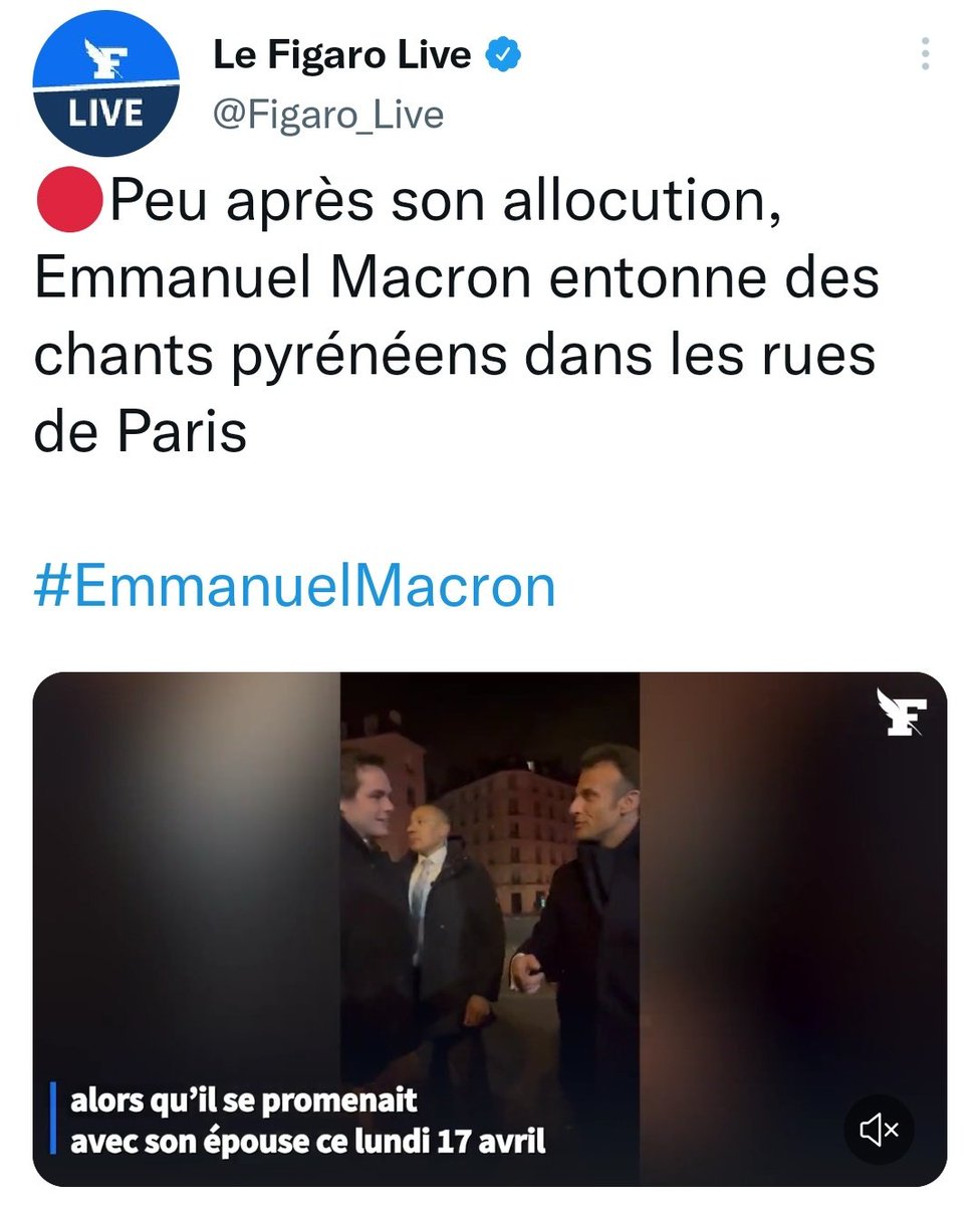 Babar_le_Rhino's tweet photo. Je résume le délire

- Manu se promène tranquille dans Paris avec Brigitte après son allocution (on y croit)

- Il tombe sur un groupe qui lui demande de chanter

- C'est une asso dirigée par des militants d'extrême-droite qui a touché 40 000€ du ministère de la Culture en 2022 https://t.co/D2c8sQBAQr