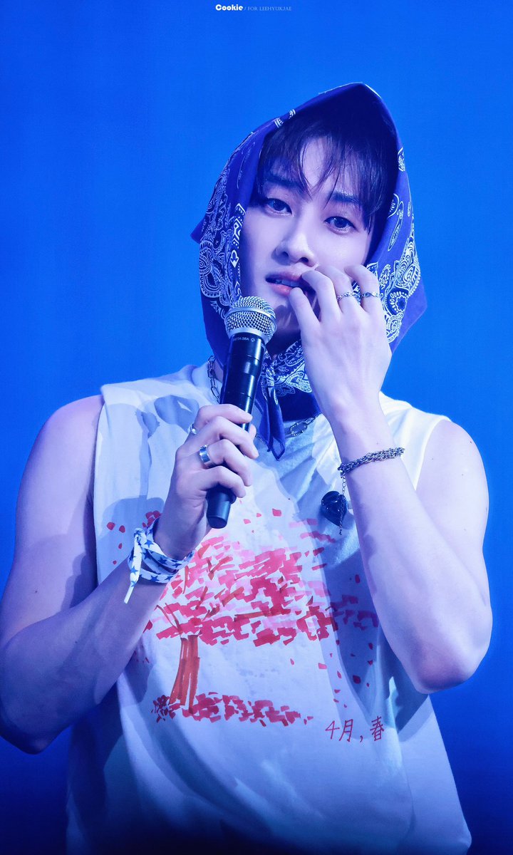 CookieHyuk's tweet photo. 230415  SS9 앙콘

🐰🐰

#이혁재 #은혁 #Eunhyuk
#SS9encore 
#Ss9EncoreinSeoul https://t.co/5zs59shtfU