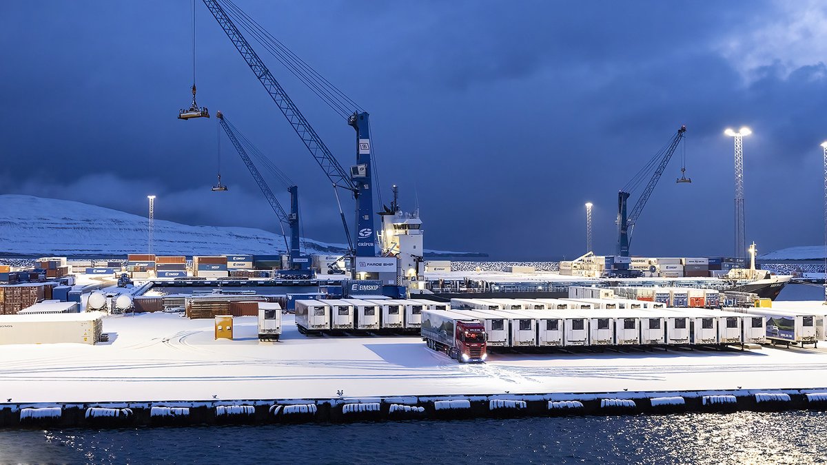 hagstovan's tweet photo. Imports up by DKK 1.9 billion, excluding vessels and aircraft
➡️ Read more: https://t.co/tbTdnlLUTN

🎯 Statistic: Import of goods
 ⭐️ New release: February 2023
 📊 Graphs: https://t.co/Rfr3LKi6UW
🔢 Statbank: https://t.co/VChHQMwneT
#farstat #farpol #FaroeIslands https://t.co/3ABhi6A1S0