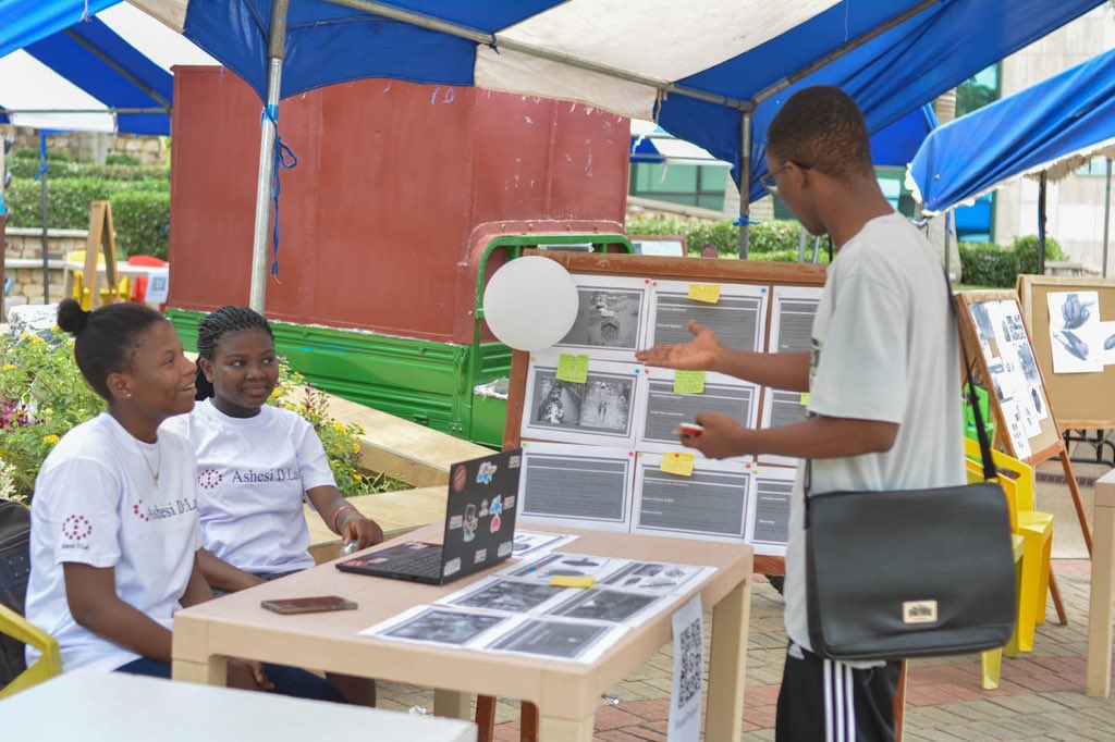 AshesiDesign's tweet photo. ✨April 14th, 2023: The Ashesi Design Lab's phenomenal exhibition brought together an exceptional display of student projects, showcasing the brilliant minds of tomorrow 🎓🌟
#AtAshesi #AshesiDlab #ashesientrepreneurs #AshesiDlabteam #Ashesi #entrepreneurship #AshesiUniversity https://t.co/FjF4Y71t4T