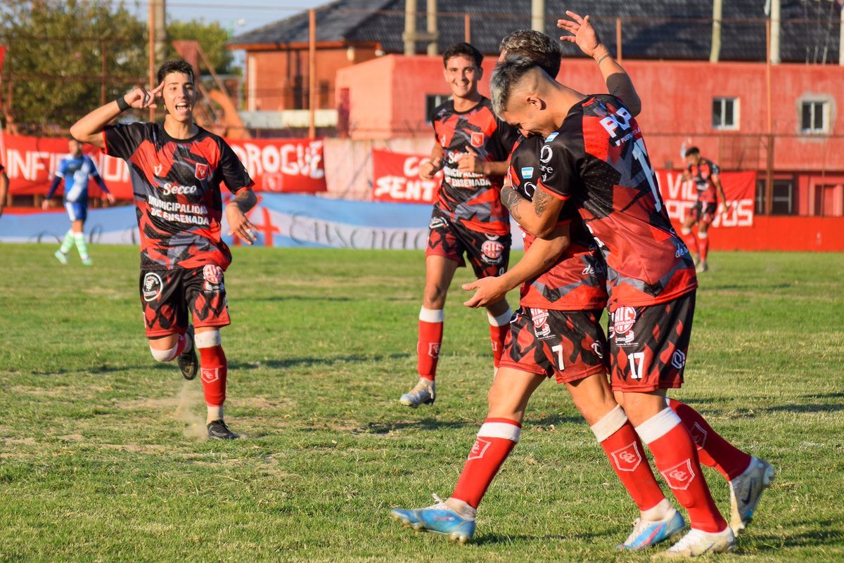 Cambacdc's tweet photo. 🤩 Buen dia Rojo ¡Que lindo ganar en casa! https://t.co/NHlGBh5LLs