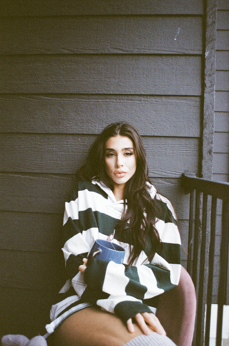 SnapsbyaGirl tweet media