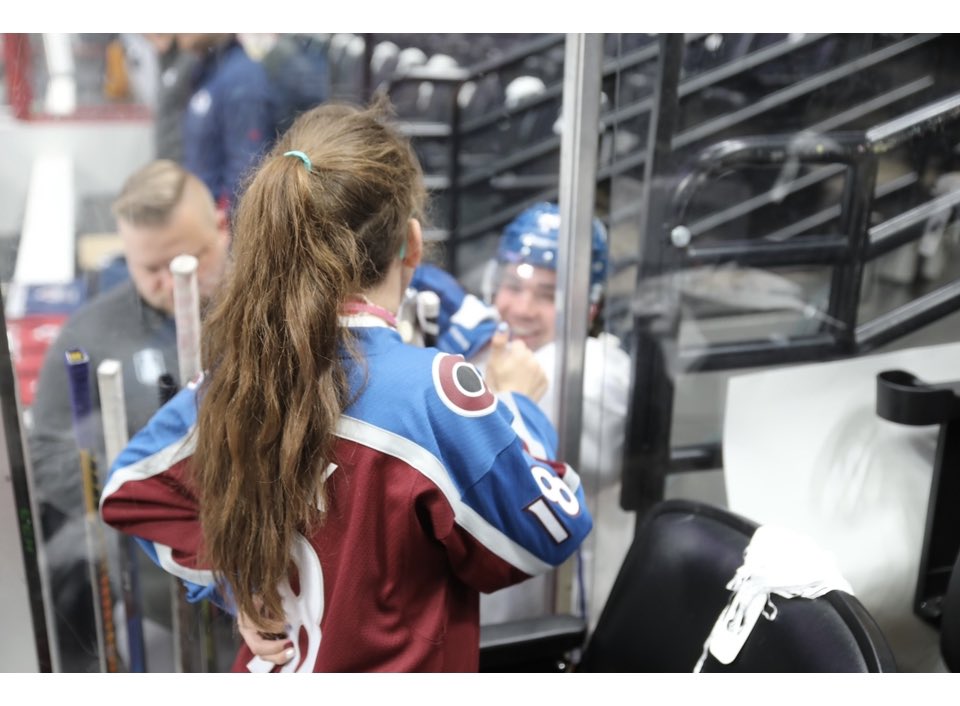 CrunchMomma's tweet photo. This years playoffs look a bit different for my mini farmer but her desire to cheer for her boys hasn’t changed! 

#hookdonnewhook #GoAvsGo https://t.co/e6ZhR3eB28