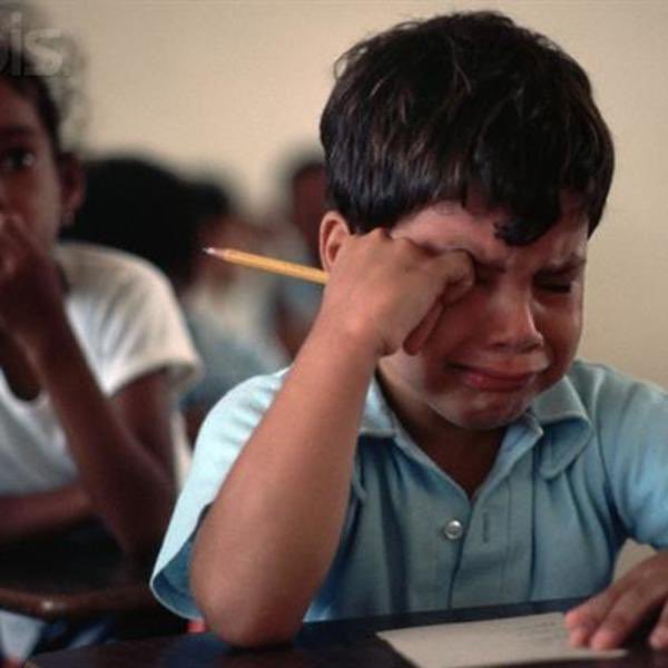 SUKnives's tweet photo. when it’s your 1st day of school in 2029 and you have to tell your teacher that your name, Geownithynn, is actually just pronounced ‘Johnathan’ but your parents thought spelling it like crackheads would be cute when they named you in 2023 https://t.co/Wwt7bK50dx