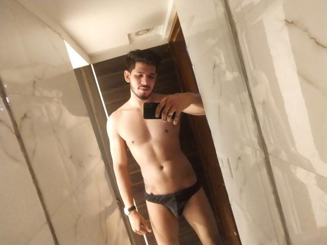 krick8802's tweet photo. That day in hotel he fucked me more than 30 times ... https://t.co/nWs4svXdRC