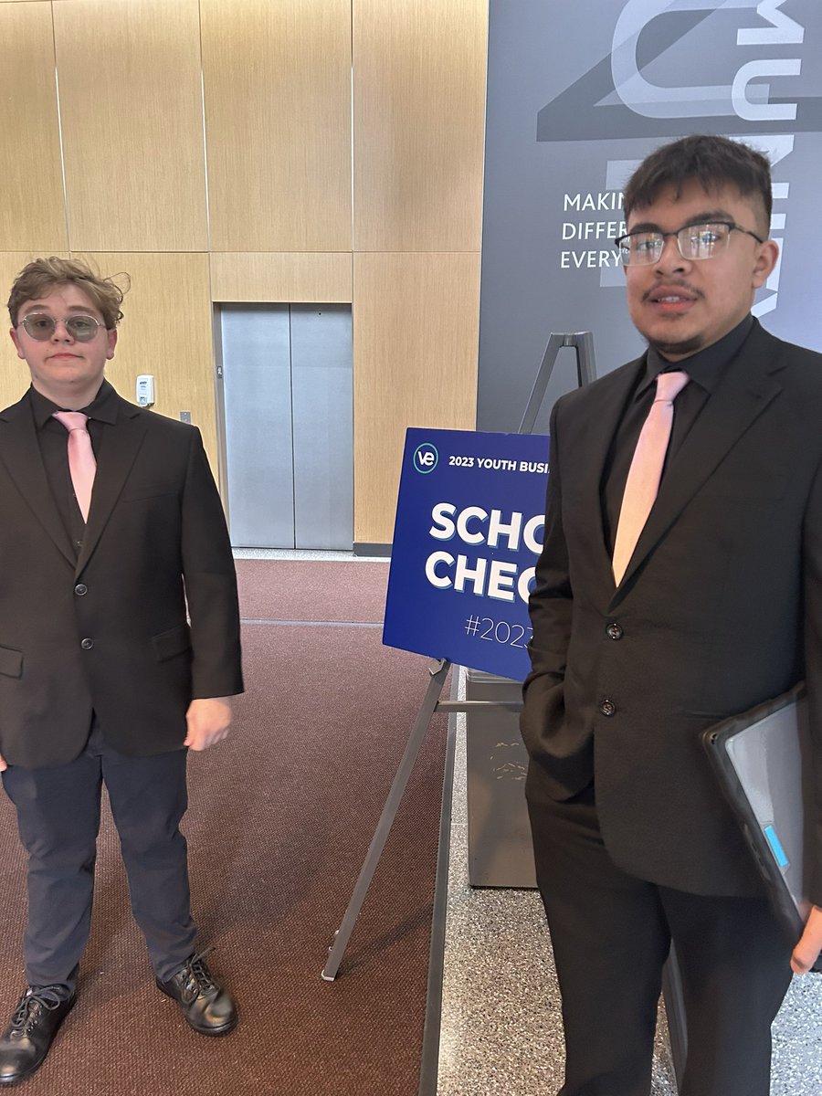 MetaphorVe's tweet photo. Quickbooks Competition! Good luck Jasper and Victor ! @VEInternational https://t.co/GiB74y4qUo