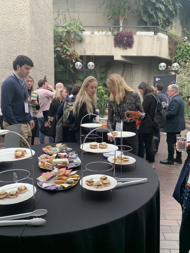 ThinkSpons's tweet photo. Time for Tea! Still so much chat and interactivity in the room. Great to see. Loving the vibe at #think29 #greatdelegates #sponsorshipreworked #scones https://t.co/FkJ1fXdxNZ
