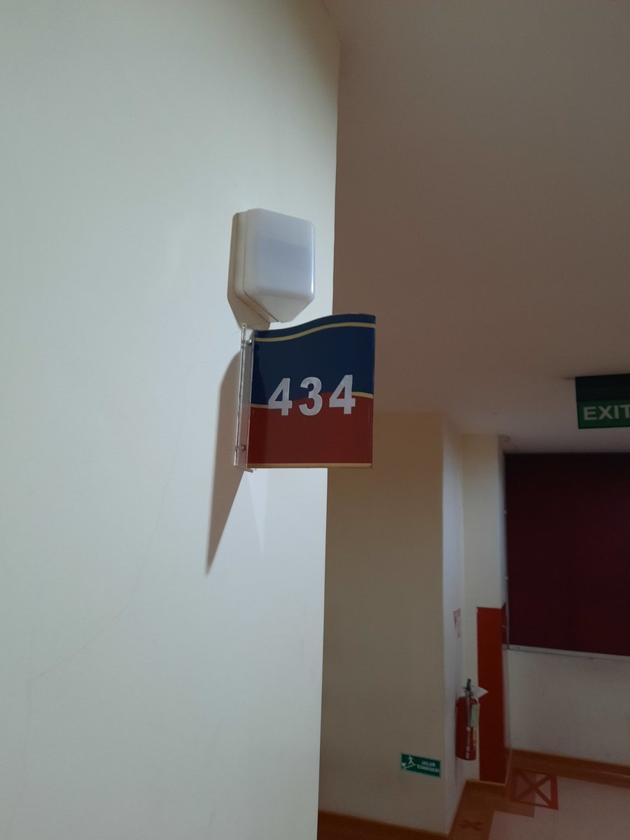 buncilluver's tweet photo. We are here 
#Tuesday
#room https://t.co/jzCj9qaCWy