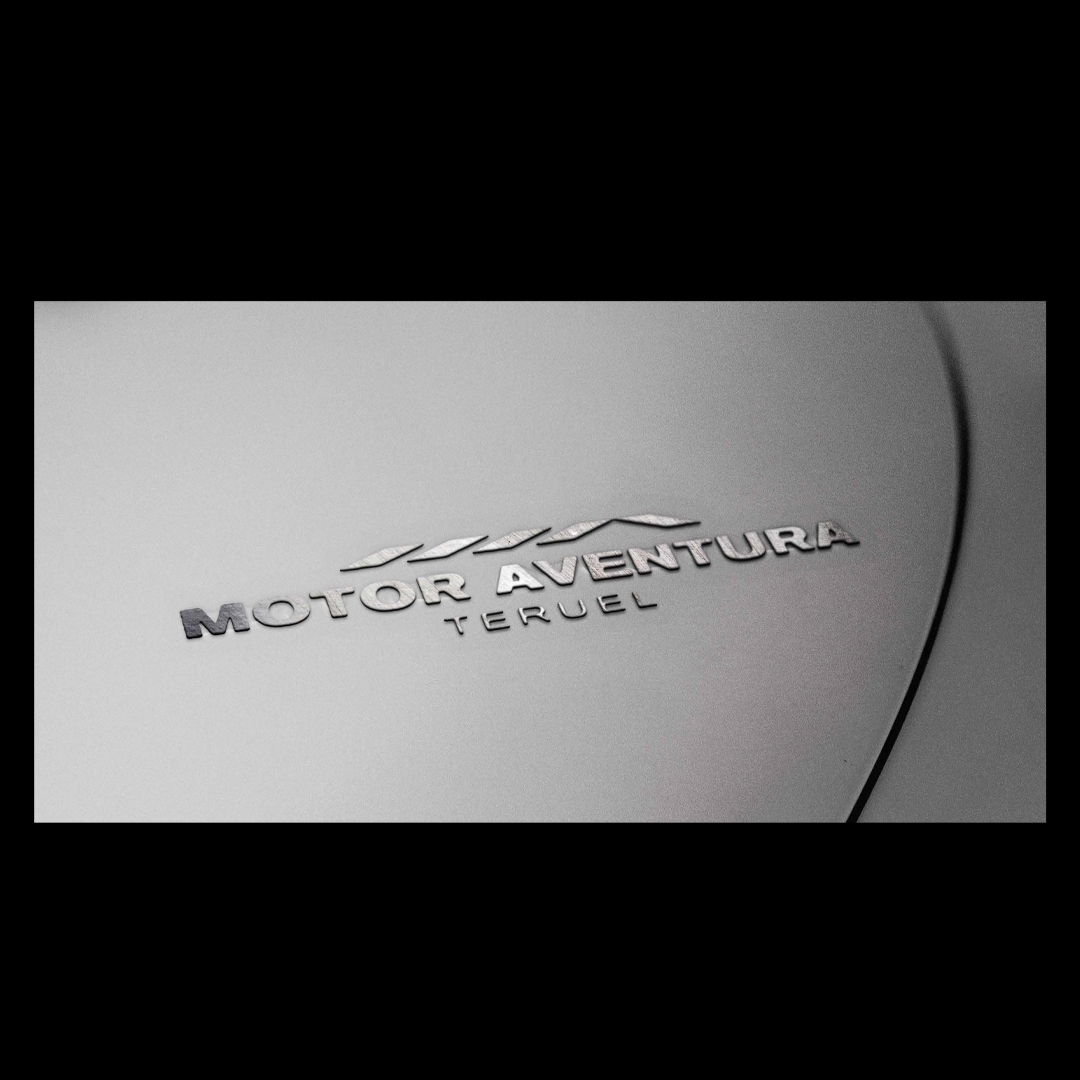 10 EDICIONES - X ANIVERSARIO MOTOR AVENTURA
Con motivo de este aniversario y con la intención de seguir sumando años junto a todos vosotros que hacéis posible esta fiesta del mundo off road, os queremos presentar... 
¡Nuestra nueva identidad gráfica!