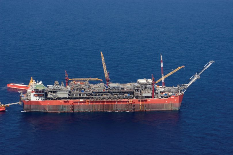 Shell_Nigeria's tweet photo. #NIES2023 Day3
Shell has #invested in businesses in Nigeria for more than 60 years. Shell companies are major contributors to the #economy and keep increasing their operations in the country.
🛢️ SPDC JV - 30%
🚢 SNEPCo Bonga - 55%
🛳️ LNG JV - 25.6%
🏭 SNG #Gas distribution - 100% https://t.co/veW4SYZ2Ez