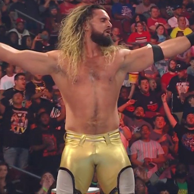 WWE Hot Wrestlers on Twitter: "so huge 😩"