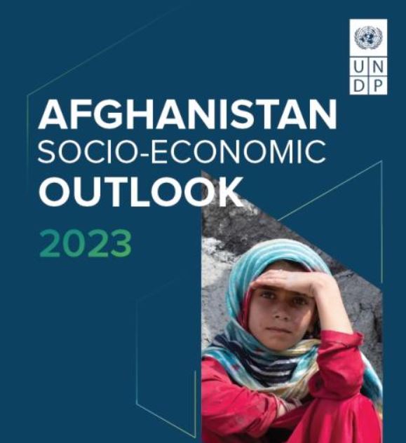 Our new report on Afghanistan🇦🇫’s economy demonstrates that without continuity for girls’ education and women’s ability to work, prospects for the country’s recovery will remain grim.

New <a href="/UNDP/">UN Development</a> report : is.gd/aB7rAY