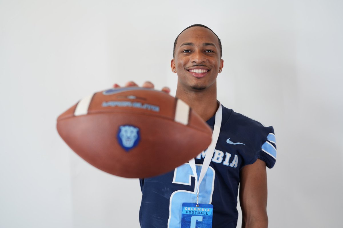 CrisRamirez_20's tweet photo. I had a great time at @CULionsFB this past weekend. Thank you @Coach_Kukesh and @CourtneyWeiner2 for having me. Looking forward to getting back on campus. @CoachStoNGo @SPSFootballNH @Coachlanese13 @AboutUOutreach https://t.co/2XTFh2Ph3C