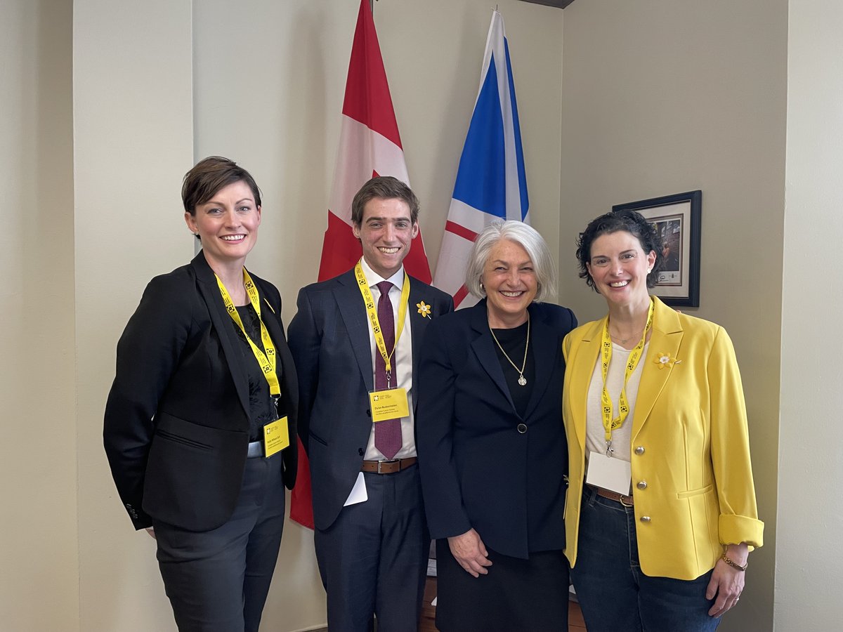 ccs_advocacy's tweet photo. Thank you @Joanne_NL for taking the time to hear our stories and recommendations to improve cancer care. Your support is critical in providing hope for those affected by cancer 💛 https://t.co/TffoslM9hP