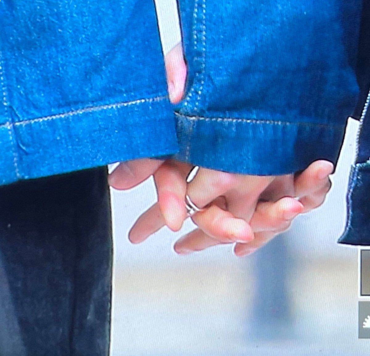 ★★ archive tweet media