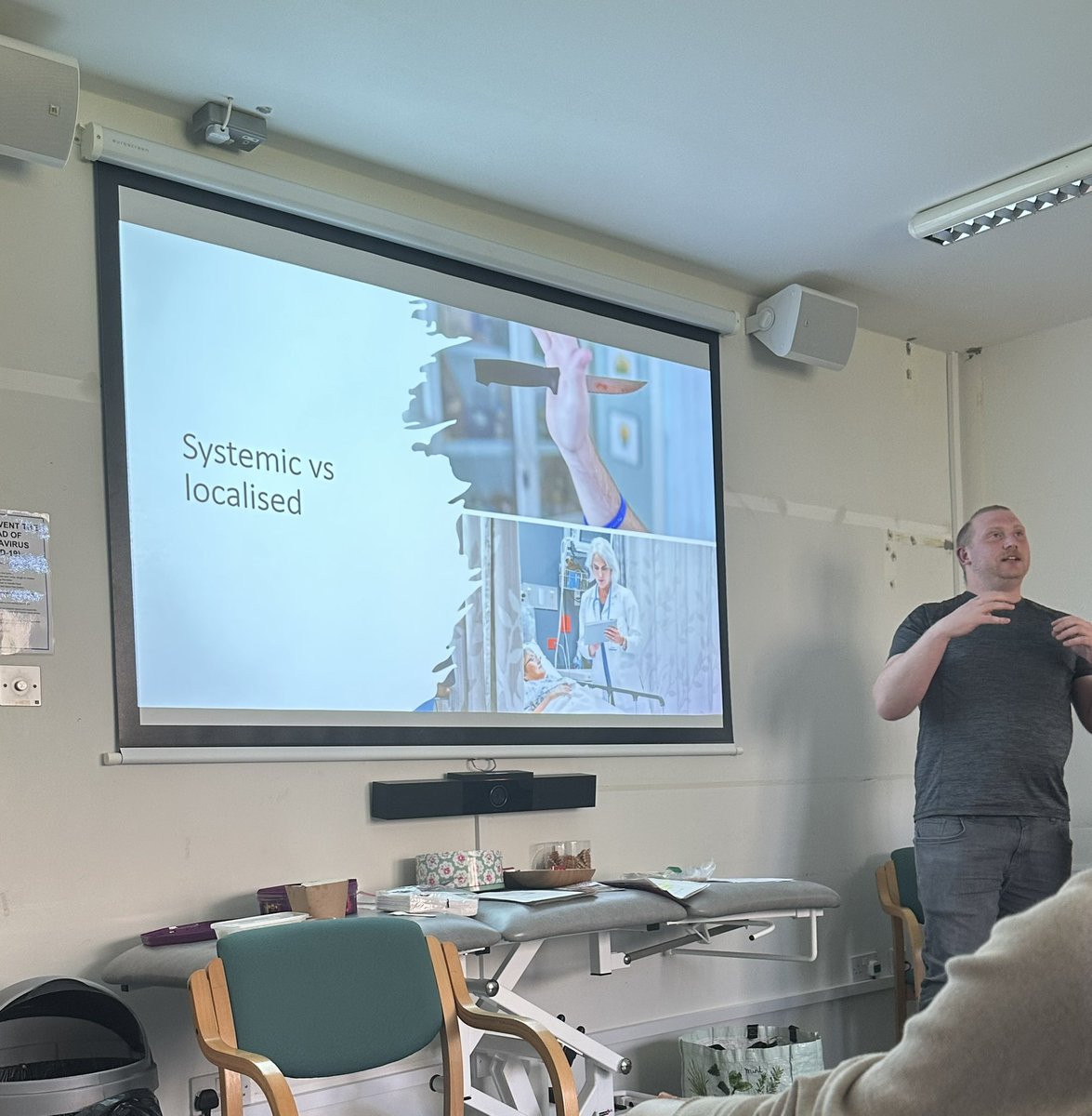 PencarrowICU's tweet photo. Some pictures from our Neuro Study Day 🧠 sessions taught by some of the senior members of the Pencarrow team to colleagues and some visiting nurses from Torbay ICU Looking forward to the repeat session next week! #teampencarrow @UHP_NHS @TorbaySDevonNHS https://t.co/Fj7fQP1xPQ