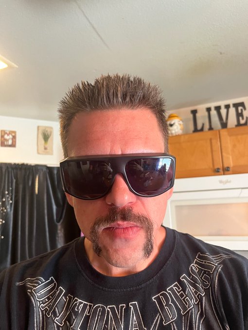 Yeah! https://t.co/EnV17EHlTl<a href="/tag/mvsales"class="tags"><span>#mvsales</span></a><a href="/tag/mvboys"class="tags"><span>#mvboys</span></a>