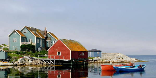 Honored to be #ArtoftheWeek in the Red Maple Gallery group on @FineArtAmerica !  Did you spot this lovely spot on @SullivansXingTV ? @VisitNovaScotia @TourismNS fineartamerica.com/featured/the-b… #TravelTuesday #NovaScotia #PeggysCove